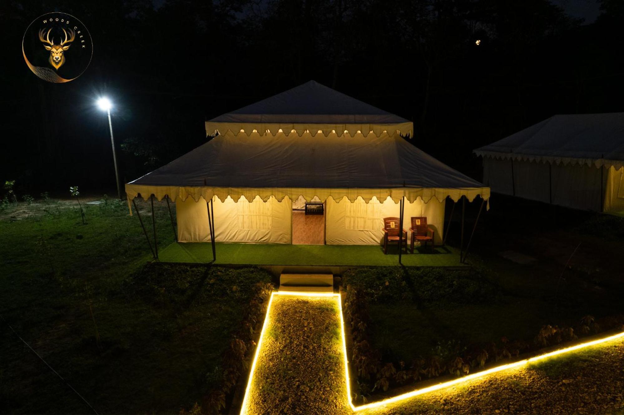 Appartamento Woods Creek Dandeli Esterno foto